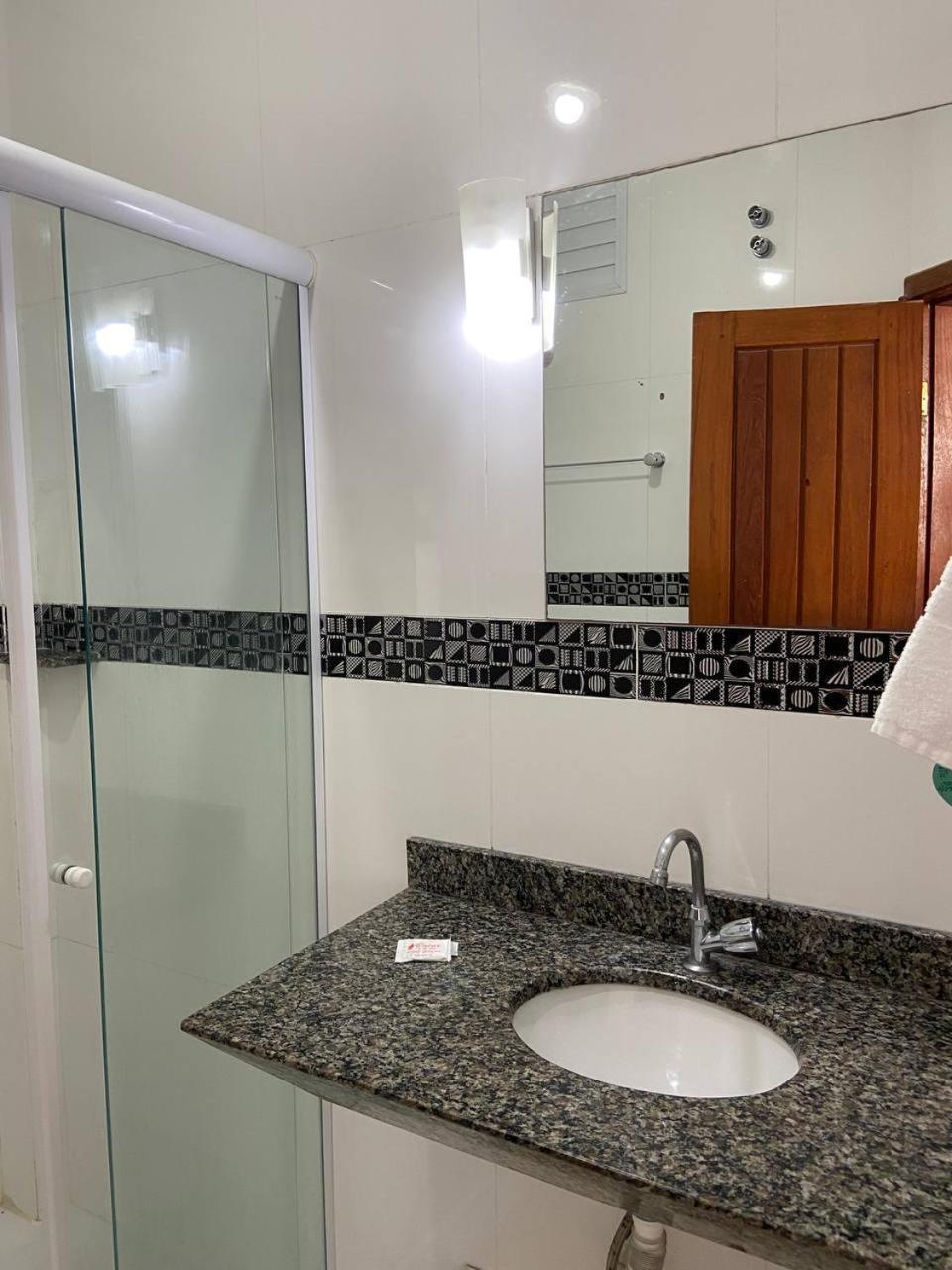 Oscar Palace Hotel - Centro De Tubarao Ngoại thất bức ảnh